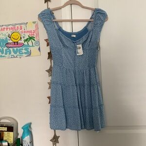 CUTESY BLUE FLORAL HOLLISTER DRESS BRAND NEW W TAGS